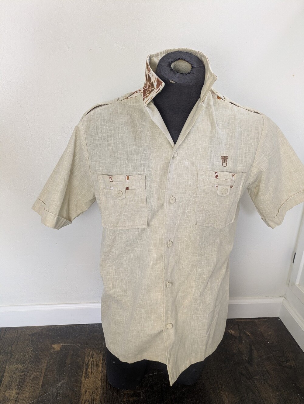 Vintage Men's Button Down Linen Tshirt Hawaii Made Medium